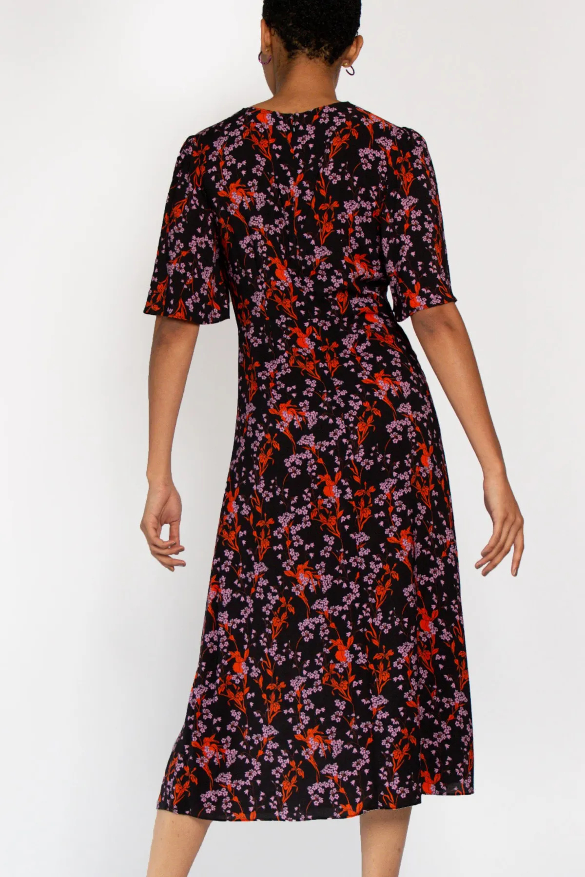 Delphi V Front Dress in Pink Floral