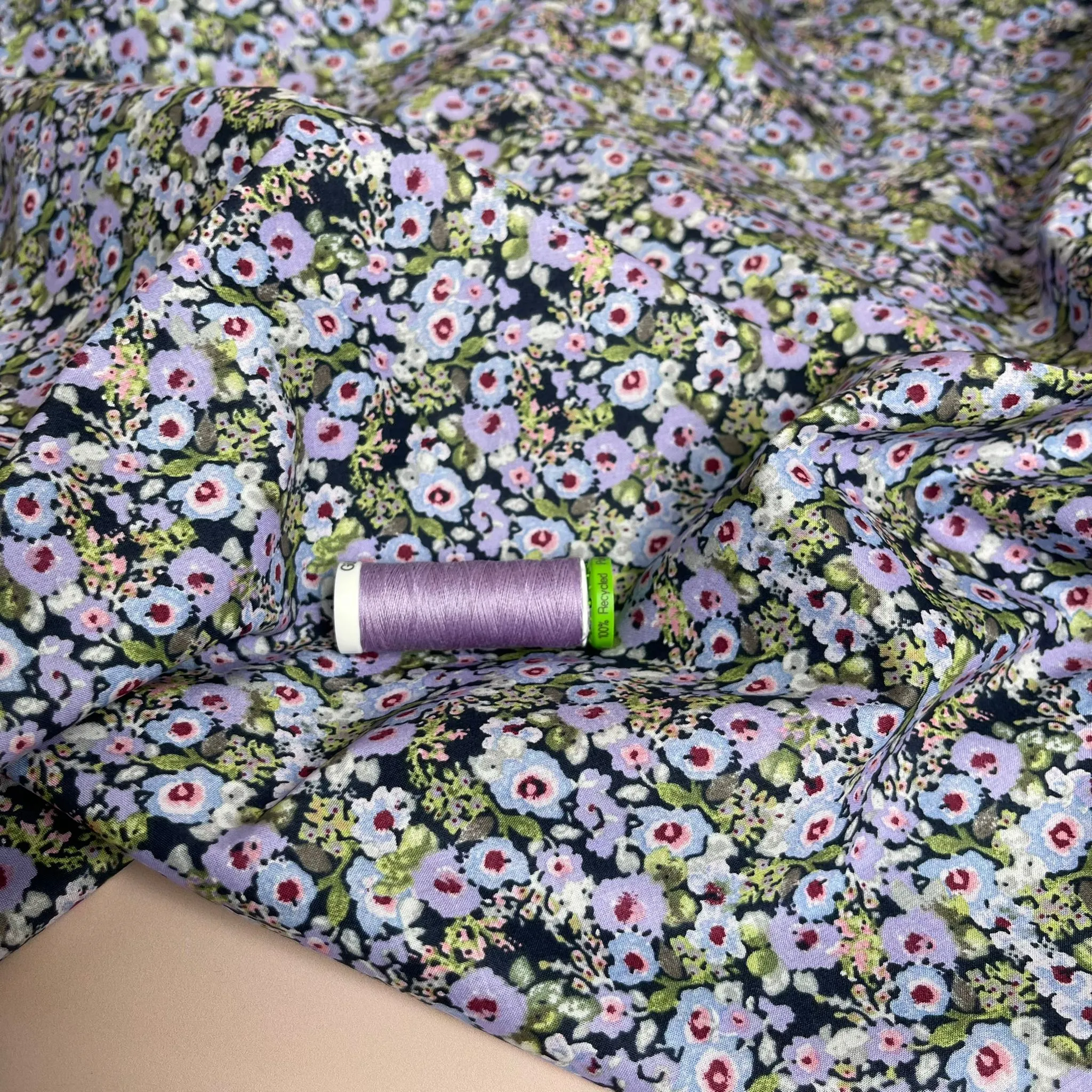 Ditsy Meadow Lilac Cotton Lawn Fabric