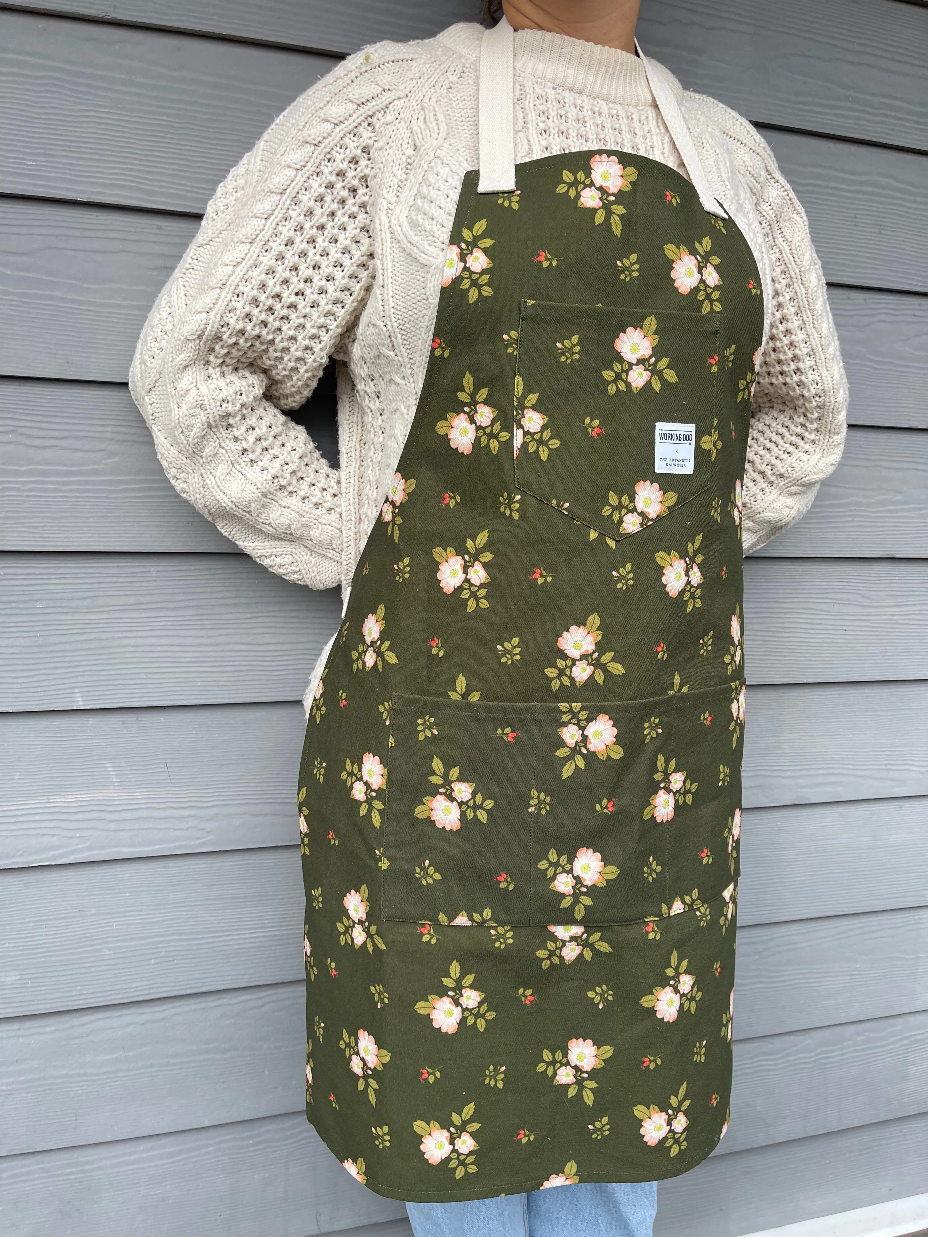 'Dog Rose' Working Apron