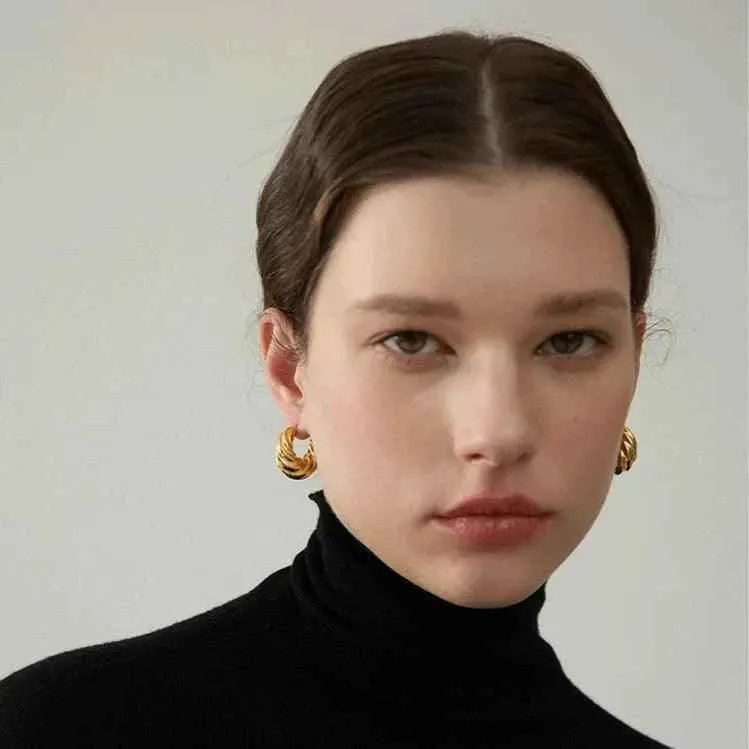 Hoop Earrings Charm Jewelry - C-Shape Twisted - YH2880A