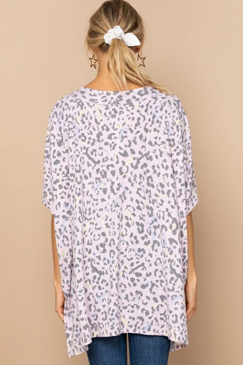 Leopard And Letter Printed Knit Top in Pink Smoke