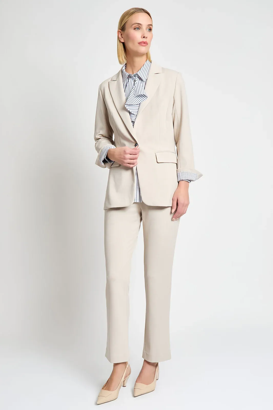 Ming Wang x Tanya Foster Tailored Fit Stretch Deco Crepe Blazer - Limestone