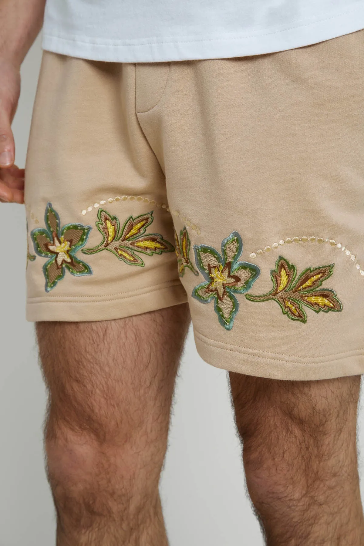 TINEZ EMBROIDERED SHORT